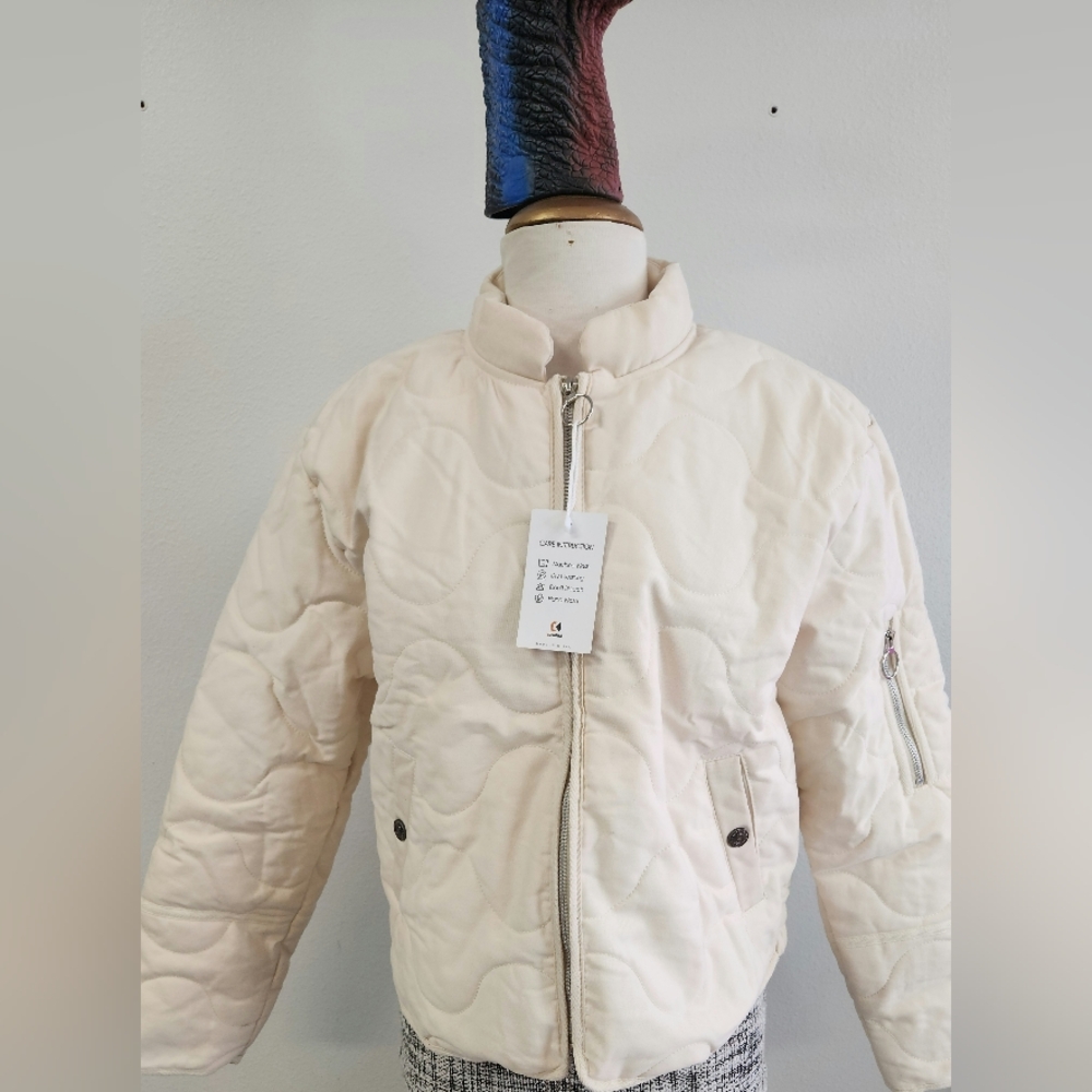 Cowoka Quilted Jacket Oversized Cream Womens S NWT